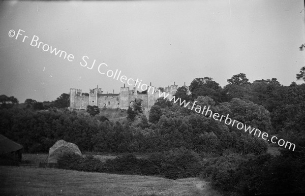 FRAMLINGHAM FROM W. (DENNINGTON ROAD)